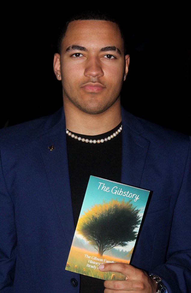 bradygibson2023's tweet photo. First book published!🥳
Shop The Gibstory ✅
https://t.co/NyNitmH6rC 

@DfwSho @_CoachEmbry @MrsAChildress @ninathegeeklib @bo_camacho @COACHJONES1973 https://t.co/AMMAcQ2lE0