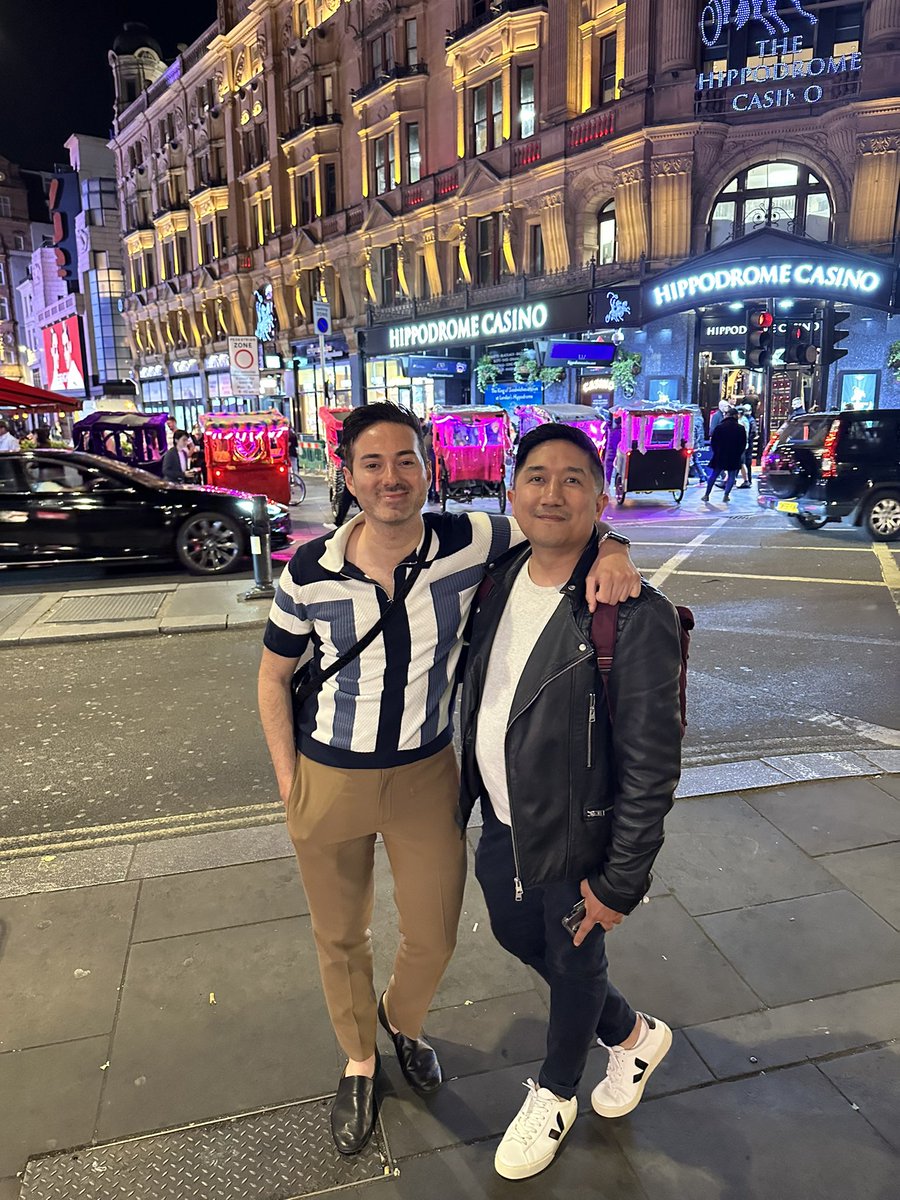 When you have a layover in London and make the most of it.