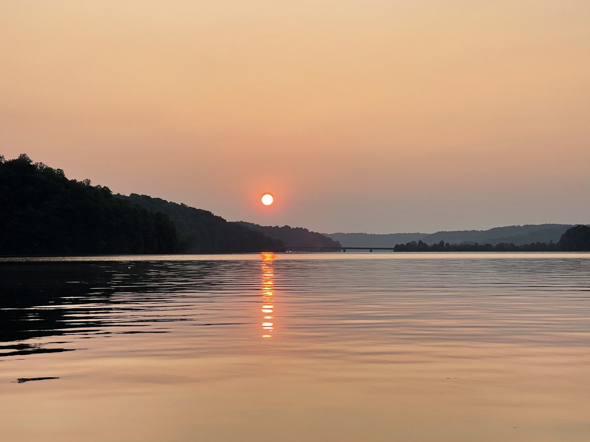 STNWeather's tweet image. Evening sun on Normandy Lake this evening…