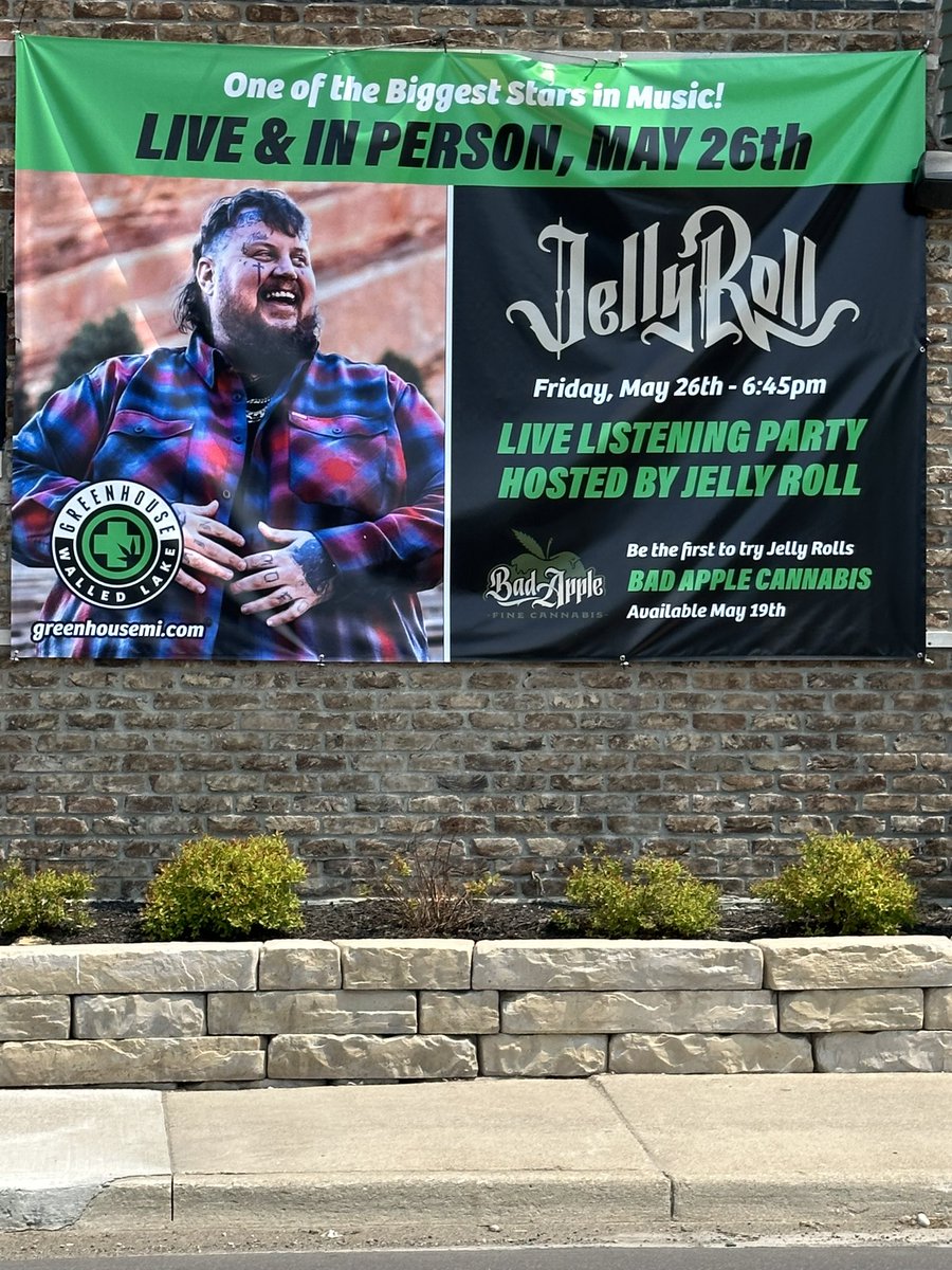 Looking forward to seeing <a href="/JellyRoll615/">Jelly Roll</a> in Michigan Friday for the launch of Bad Apple at the <a href="/GreenhouseofWL/">Greenhouse of Walled Lake</a> I will be the host for the Q&amp;A