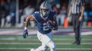 Blessed to to receive a offer from Howard university!!! @DetKingFootball @coachtspence @AllenTrieu @HUBISONFOOTBALL @DaVaunJohnson4