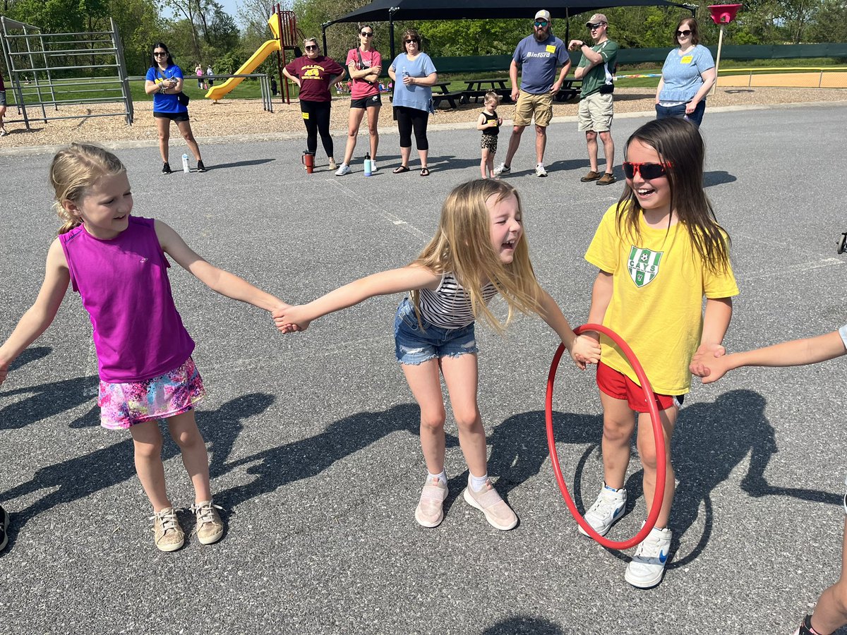 Mrs. Brenize tweet media