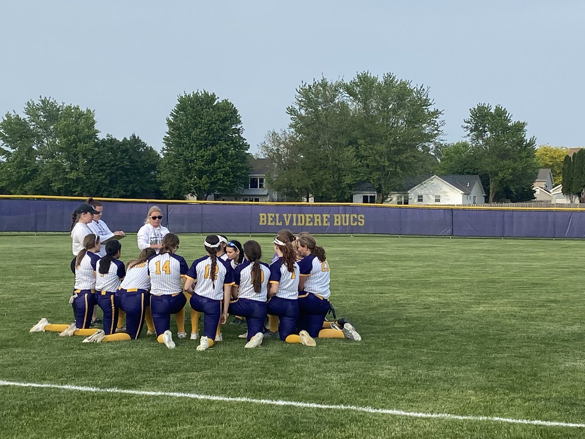 BHSBUCletics's tweet photo. BHS excited to host the @IHSAState 🥎 3A Regionals!
Game 2:
•🟣🟡@BHSBUCletics defeats 🔵🔴@BNHSSports, 5-2, and advances to Saturday
Championship - Game 3:
•🟣🟡@BHSBUCletics vs 🔵🟡@shs_gldnwarrior
•Saturday, May 27th, at 12:00 PM
#bucpride 
#BleedPurpleLiveGold
#IHSA https://t.co/rPZZF4cI17
