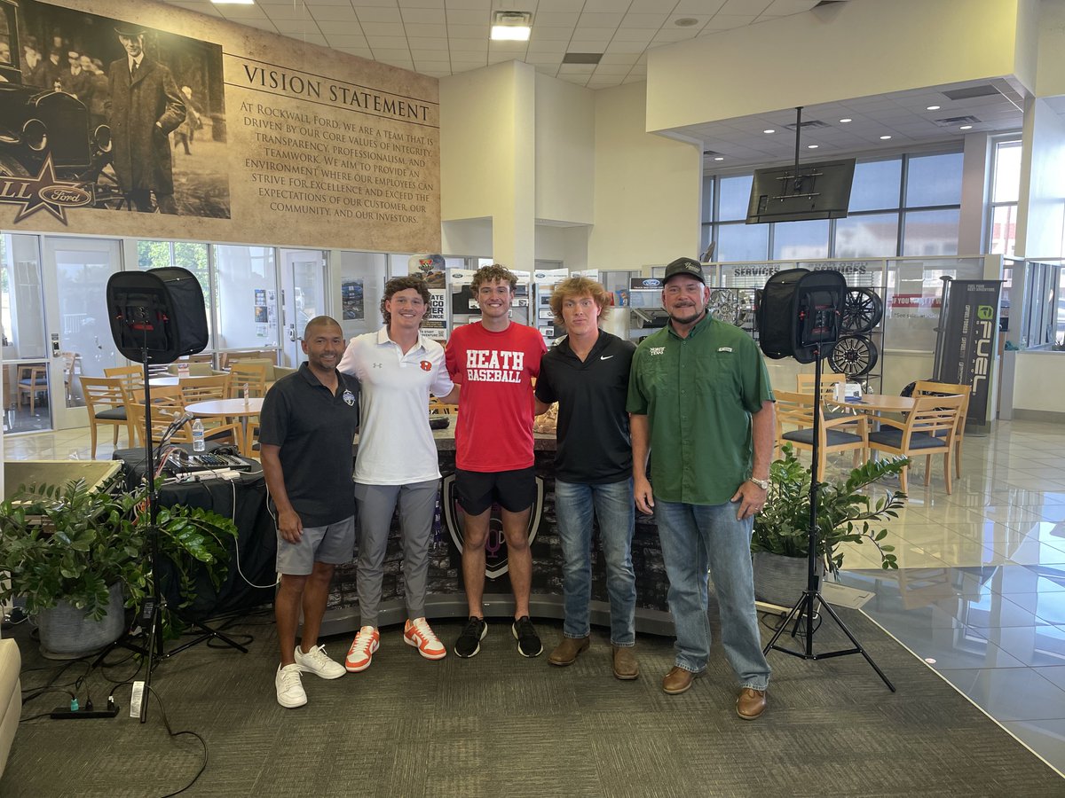 Congratulations <a href="/landryp_23/">Landry Powell</a> for being named Rockwall County Gameday Player of the Year and the winner of the inaugural <a href="/jettwilliams04/">Jett Williams</a> award presented by <a href="/hfgventures/">HFG Ventures</a>. We would also like to congratulate our other two finalists <a href="/micahkendrick_/">Micah Kendrick</a> &amp; <a href="/LCochran2024/">Landon Cochran</a> for their outstanding