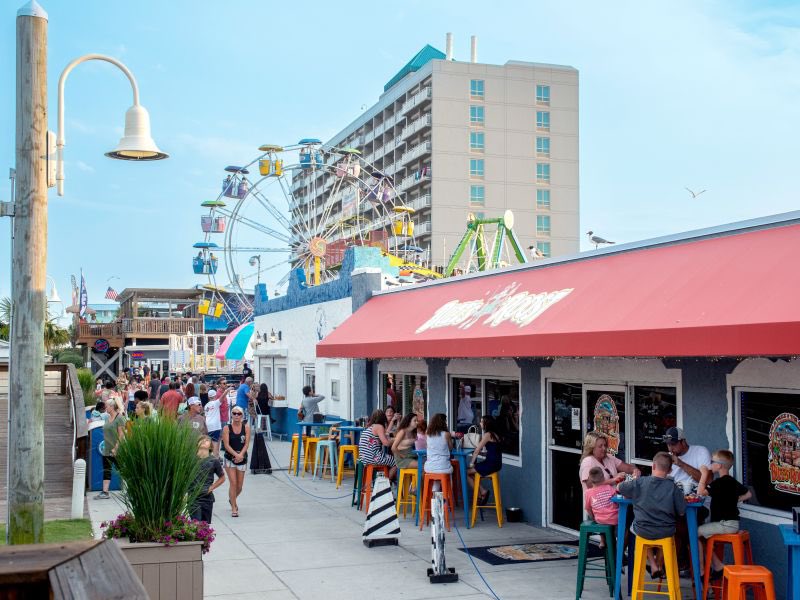 What are your favorite restaurants in #CarolinaBeach?