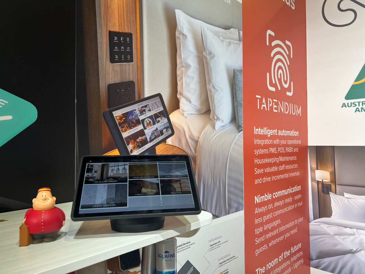 TapendiumMan's tweet photo. After getting back from Fiji I curled up on a desk in the office for a sleep.  The next thing I know I wake up in a booth at @thehotelshow in Dubai.  Come and find me! https://t.co/D7IUO9JOgp