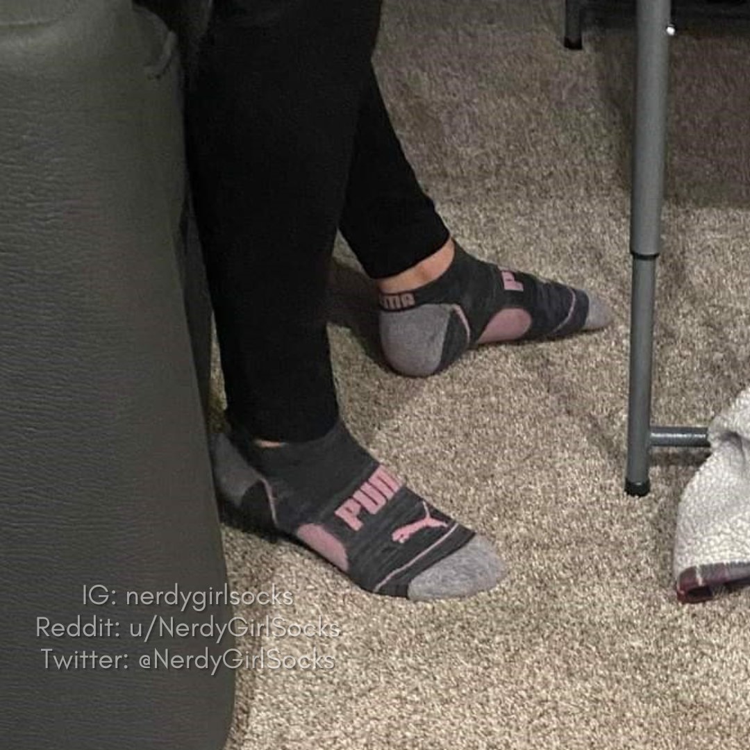 NerdyGirlSocks's tweet photo. #candidfeet #friendsfeet #friendssocks #cutesocks #girlsfeet #girlssocks #feet #socks #candid #candidsocks #girlsinsocks #anklesocks #noshowsocks https://t.co/rHRCvv67XY