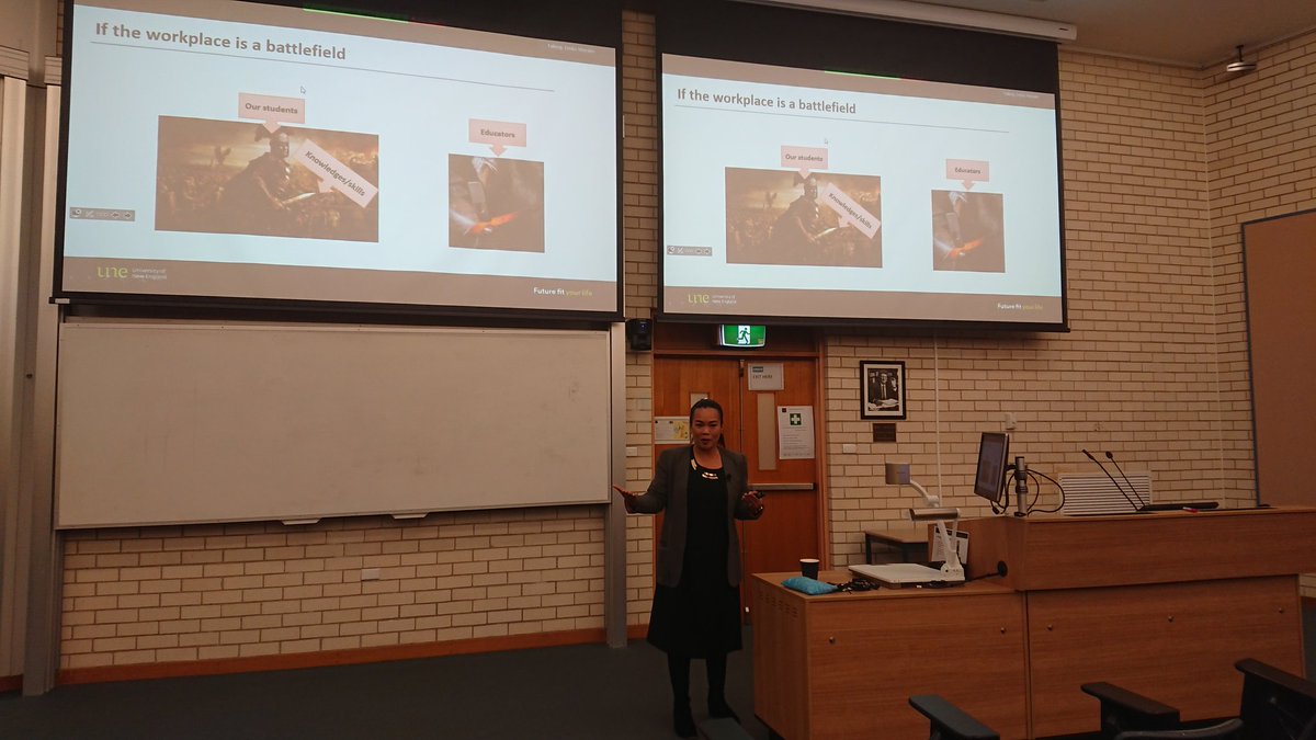 LEmilioMorales1's tweet photo. Very engaging UNEBS T&L Seminar delivered by Dr Bee Moss on teaching transformation @UniNewEngland! https://t.co/qpNVRdgagA