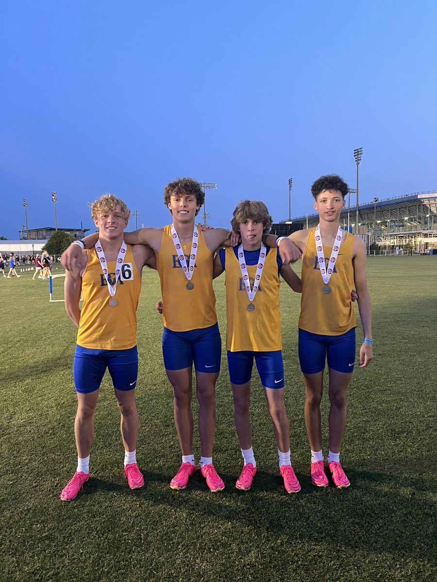 BGA_XCTF's tweet photo. What a race. Boys 4x400m destroys the school record—very nearly steals it at the line. State runner ups! @connoramcgee23 @kaedynmarable @Locke_Kennedy2 Cates Kennedy https://t.co/x1ZGj6oARk