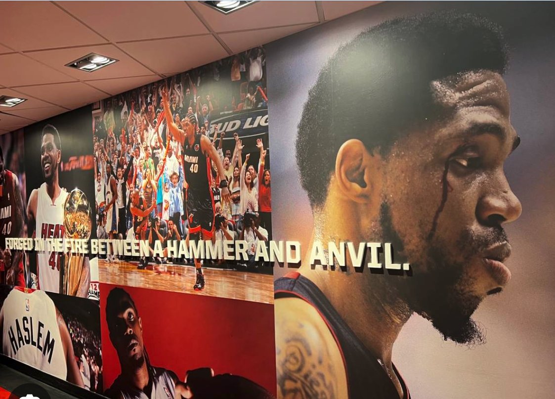 thewinningdiff1's tweet photo. Tough teams hold each other accountable when players don't uphold the core values of the team. 

Accountability builds trust, toughness and togetherness. 

"You gotta be accountable to what you say and how you act around here. There’s no disrespectin’ no other man around here," Udonis Haslem