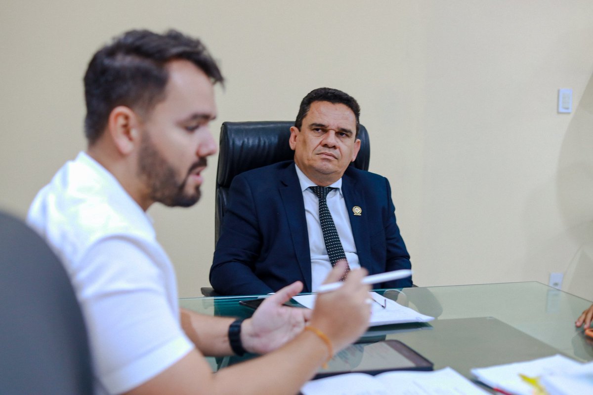 carlosbrandaoma's tweet photo. Estamos garantindo todos os detalhes para que o nosso São João seja o mais lindo e organizado possível. Com esse intuito, reunimos a Secma, Setur, SSP e Secom para alinharmos ações conjuntas que serão aplicadas durante os dois meses de festa junina no Maranhão. https://t.co/9FetrLljyI