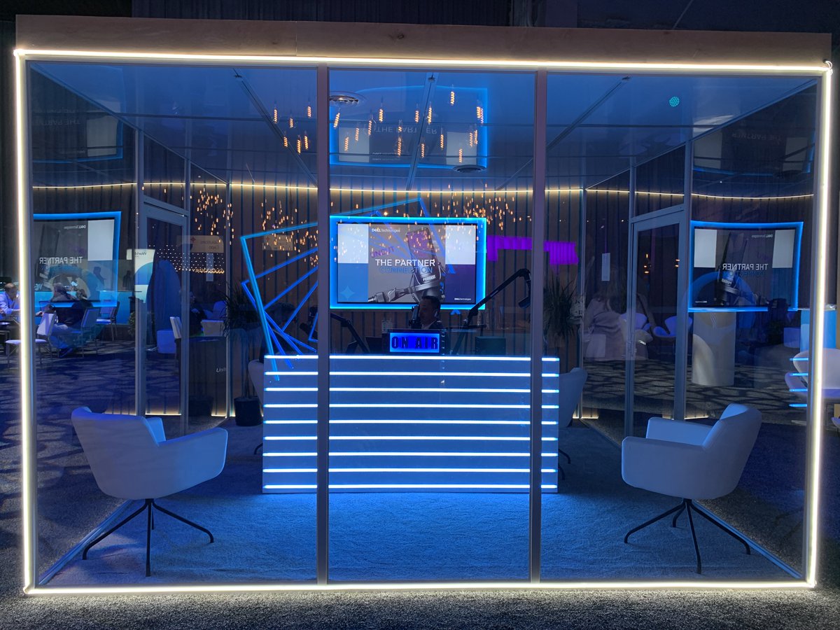 DellTechPartner's tweet image. Good night #DellTechWorld 🌙

It was a fantastic week for #ThePartnerConnection 𝗨𝗡𝗖𝗨𝗧 #podcast debut! 

Who wants to see it come back next year!? 

👏 in the comments ⤵️ 

#DellTechWorld #DellTechGPS