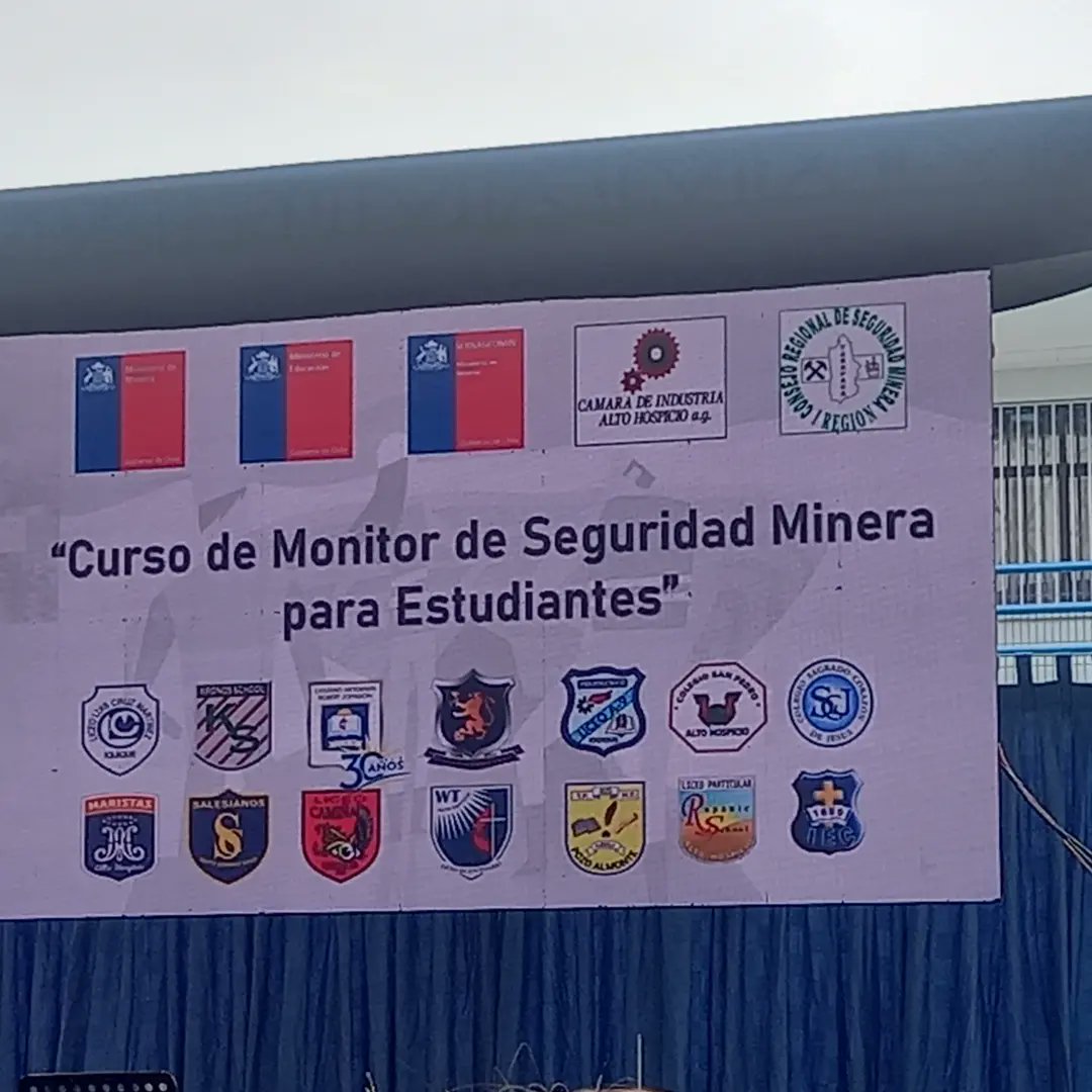 Liceo Bicentenario Nirvana tweet media