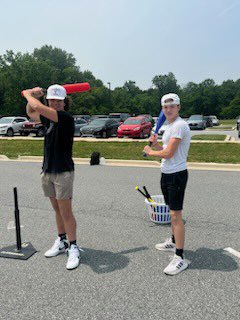 OdessaDucksFB's tweet photo. OHS Football Players helping out at the Old State Elementary Field Day!   Proud of these guys… this is us! https://t.co/0ZIJKwQuKB