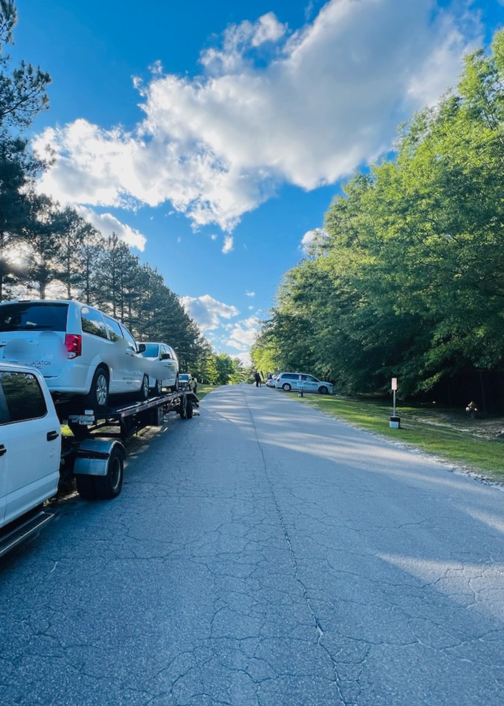 deanbryanonline's tweet photo. Nationwide car shipping | Door-to-Door services Call 754-222-1546 or
For quotes visit 👉https://t.co/mNQSpOXe8I https://t.co/5tB2INPmTa