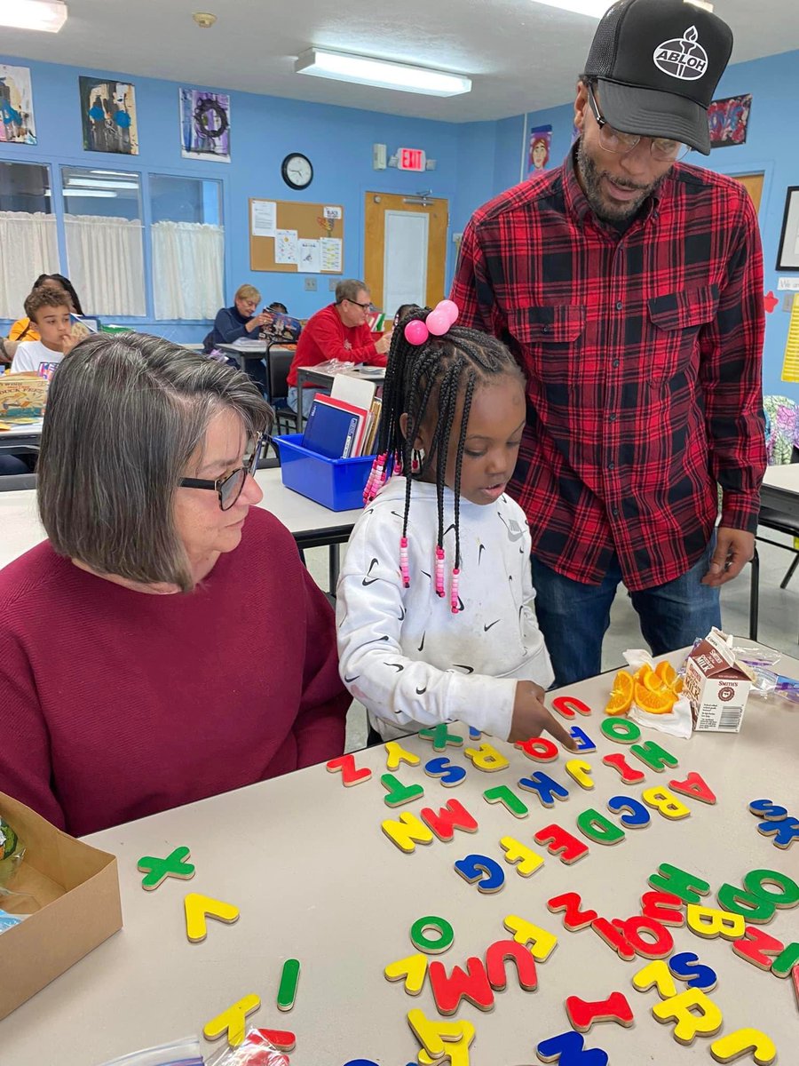 Chagrin Falls Park Community Center tweet media