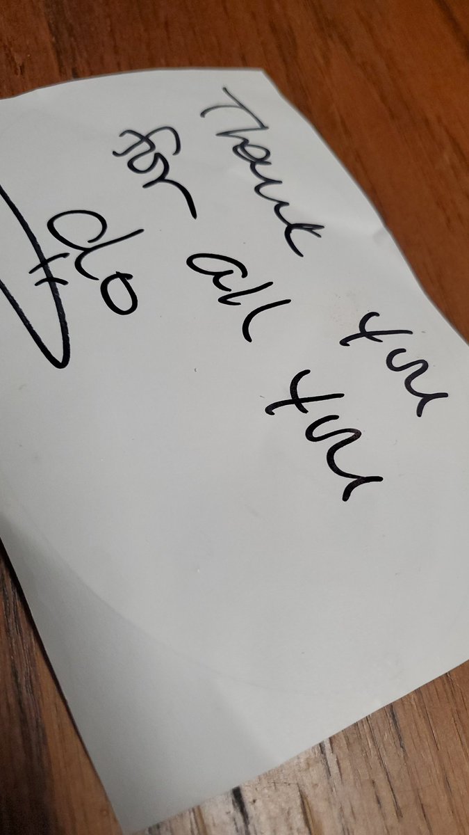 DriemeyerPE's tweet photo. Thx @PappySmokehouse for providing lunch for the @SappFlyers Ts. I failed to get a pic of the amazing food...ate it too fast! Each meal had a hand written note. We appreciate you! #EatLocal #BBQ #STLdining #WhyWeFly @LindberghFlyers https://t.co/uFmY2kH0NE