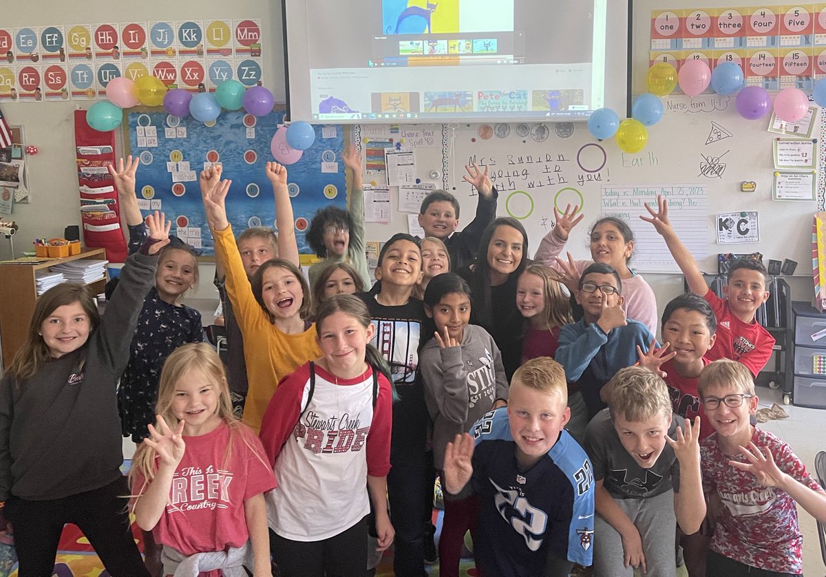 This crew and I have a surprise! 

We’re looping together! ❤️

I’m beyond excited to embark on this venture with such an incredible group of kiddos. LETS GO!! 

<a href="/SCECardinals/">SCECardinals</a>