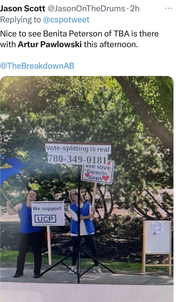 govkid's tweet photo. ⁦⁦@strategistspod⁩, ⁦@coreyhogan⁩ and ⁦⁦@AnnaliseAK⁩

This screenshot dedicated to ⁦@carter_AB⁩ for so many reasons. 

#vote-splittingisreal 

Maybe give TBA a call and find out why. https://t.co/Uo15ERaRHl