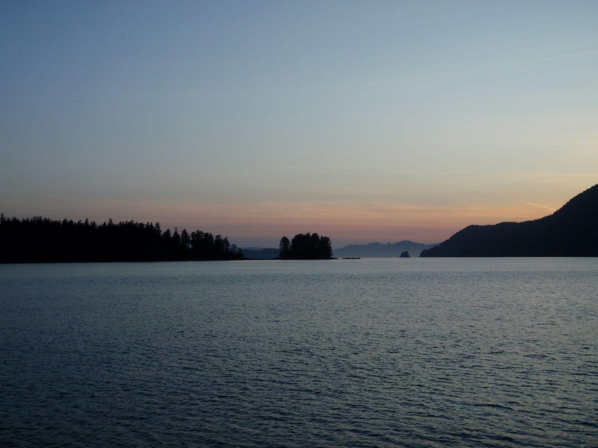 oceanexplorer's tweet photo. Starting today (May 24) through June 10, a team of Indigenous Alaskans, local community members, &amp; scientists will explore submerged caves &amp; rock shelters accessible to early inhabitants of continental shelf west off Prince of Wales Island in SE Alaska to: https://t.co/9ldMTe9ExB https://t.co/t0bVmuDbkS