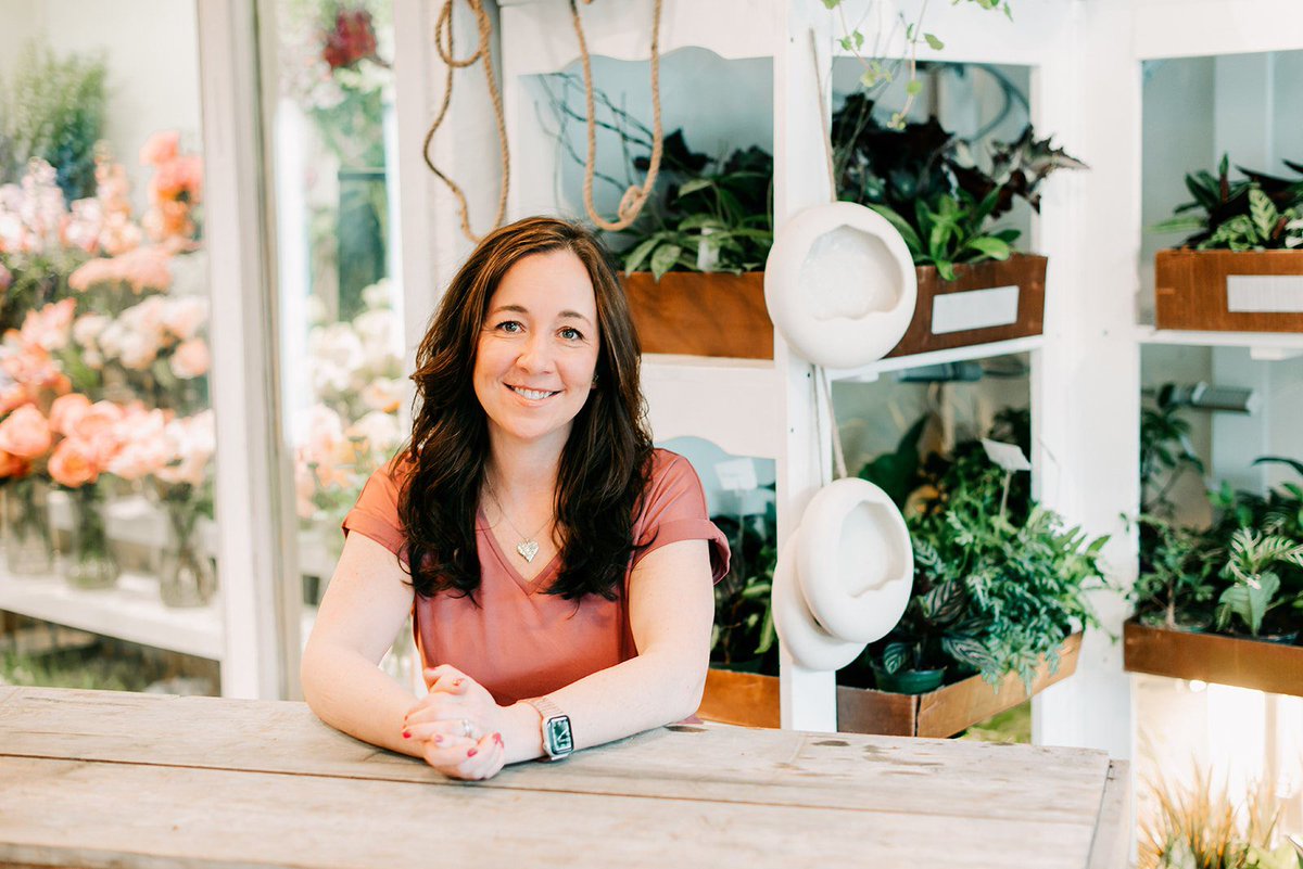 When Elizabeth Young heard that well-known floral shop Tivoli was for sale, she immediately saw the advantages of merging it with her own nearby shop and continuing the legacy of Tivoli’s owner. Nine years later, she has blended the best of both florists into a shared space that