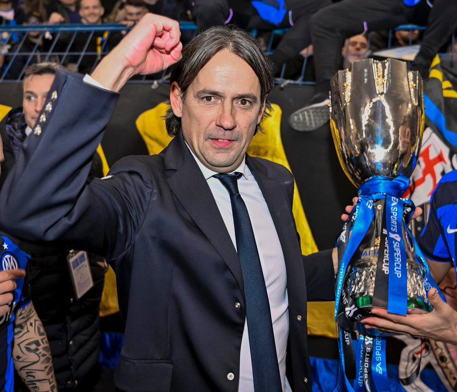 SiavoushF's tweet photo. Italian supercup 2022 🏆
Coppa Italia 2022 🏆
Italian supercup 2023 🏆
Coppa Italia 2023 🏆 https://t.co/jeGQmHif6q