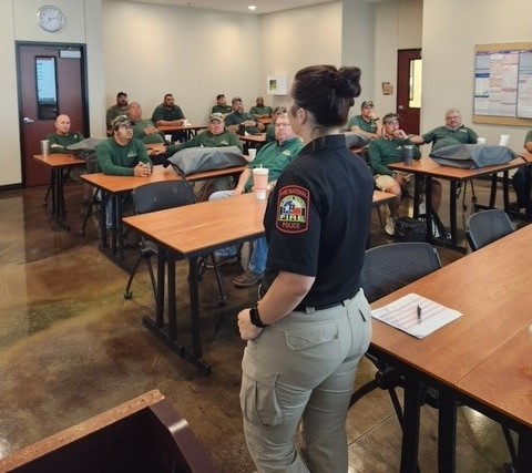 FlowerMoundFD's tweet image. Today is National Stop the Bleed Day. It's aimed at saving lives by training regular people to stop traumatic bleeding. This month, we taught 67 people how to stop the bleed, including some @FMParksandRec staff. Keep an eye on this page for information on future courses. #NSTBM