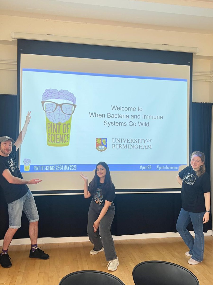 JessHawkinsChem's tweet photo. Was an absolute joy to work with my MAC team for pint of science this year. They made everything so easy! #pint23 @pintofscience https://t.co/31Ycjuh2rX
