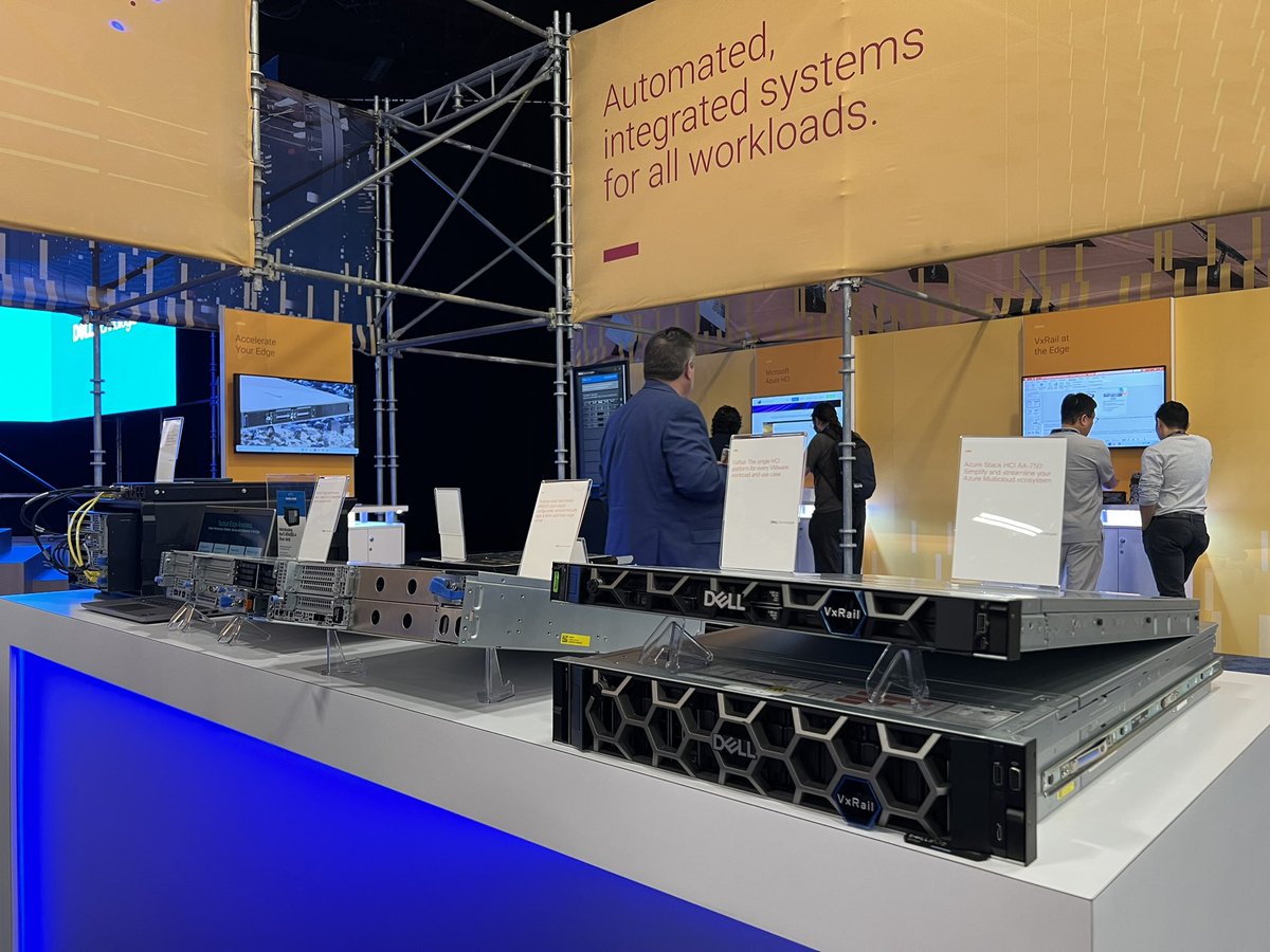 BusinessBurton's tweet photo. We’ve got our products out in full force here at the Modern Data Infrastructure Booth!
Which box are you most interested in?! #PowerMax #PowerStore #PowerScale #PowerFlex #PowerEdge #PowerProtect #VxRail #PowerVault
Last day of the expo here at #DellTechWorld #iwork4dell https://t.co/AESqiO08RH