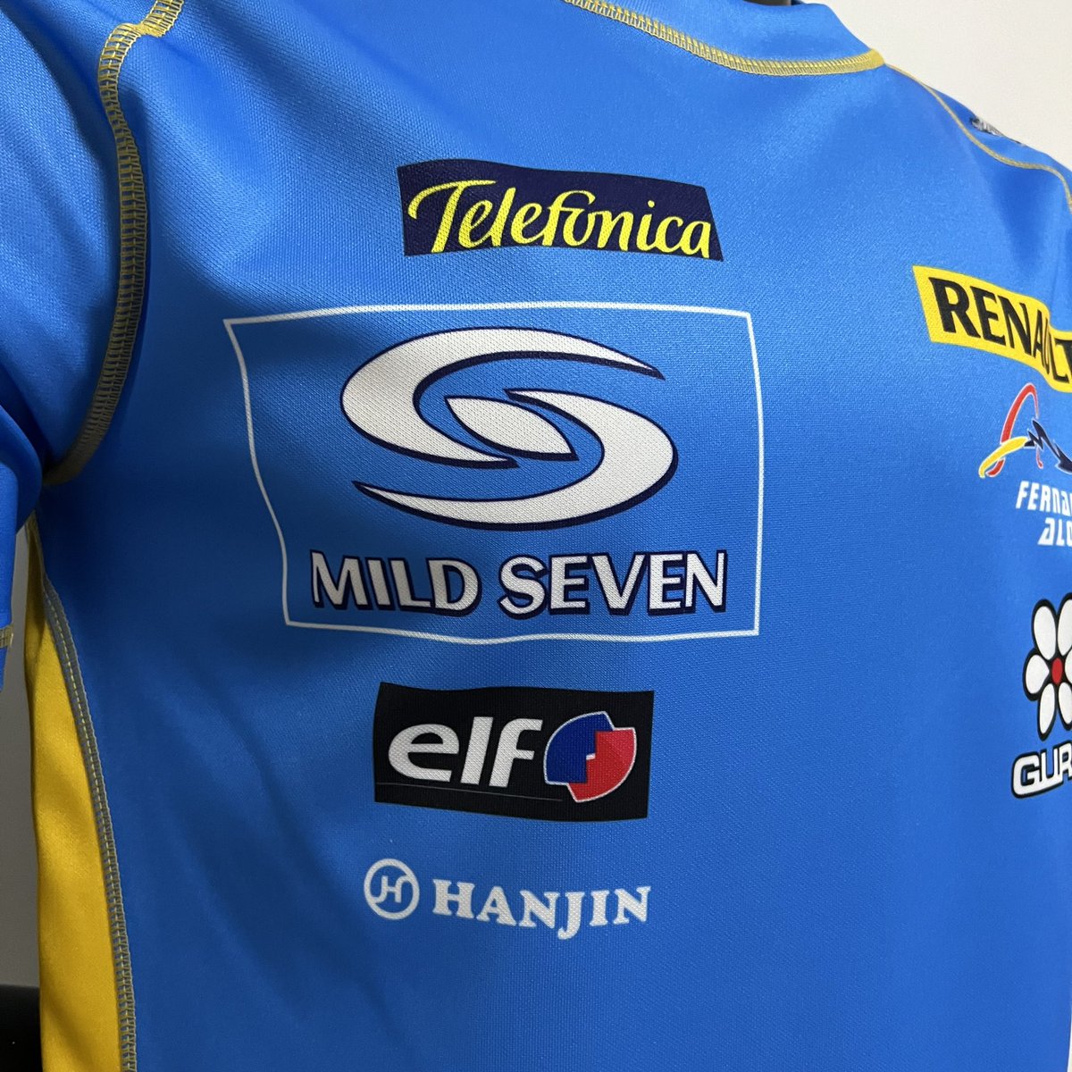 4kJerseys's tweet photo. 🤩CAMISETA FERNANDO ALONSO RENAULT 2005

No te quedes sin la tuya, y recuerda que tenemos más productos. No dudes en preguntarnos cualquier cosa por MD https://t.co/5o0CKC7hak