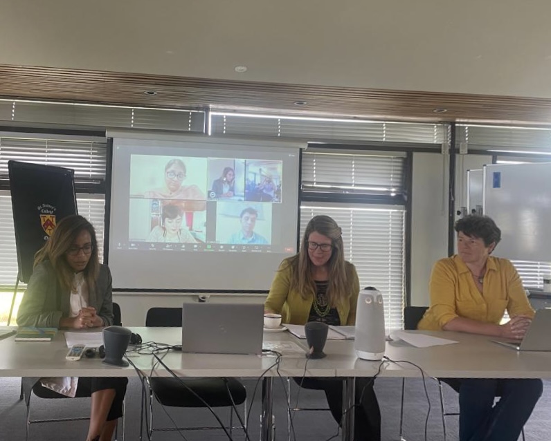 Brilliant MSAS panel on what explains the resurgence of the ‘civilisational’ as a vehicle to talk about India in the current political moment with @Kate_SdE @EmmaMawdsley @ee_nartok Jayati Sristava, Shibashis Chatterjee, and Udayan Das

@AsianStudies_Ox