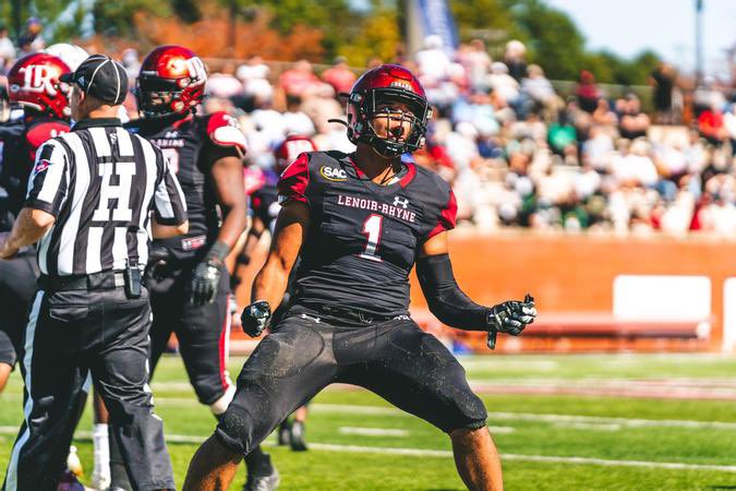 Mekhai “AGENT 0” Coleman (@coleman_mekhai) on Twitter photo Blessed to receive another offer from Lenoir-Rhyne . Thanks to <a href="/CoachNRosen/">Nick Rosen</a> for the opportunity 🙏🏾
<a href="/cfhs_football/">CFHS Football</a> <a href="/JakeThomas52/">Coach Thomas</a> Blessed to receive another offer from Lenoir-Rhyne . Thanks to <a href="/CoachNRosen/">Nick Rosen</a> for the opportunity 🙏🏾
<a href="/cfhs_football/">CFHS Football</a> <a href="/JakeThomas52/">Coach Thomas</a>
