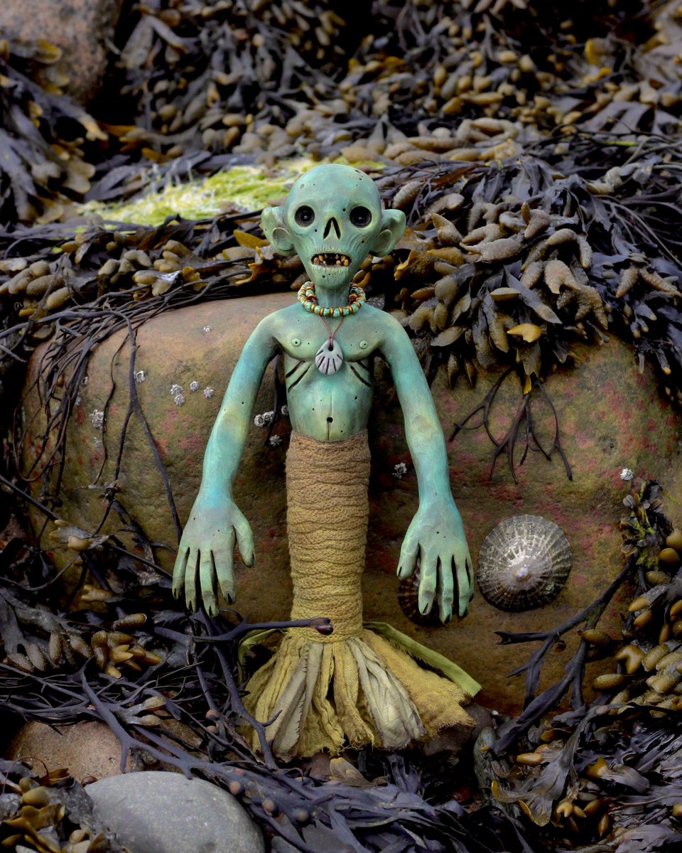 fawnlorn's tweet photo. Jumping on board the MerMay train with another look at my Japanese Monkey-fish sculpt. 💦 #merman #mermay #monkeyfish #fijimermaid #sculpting #sculpture #folklore #arttoy https://t.co/CHekMpHlZV