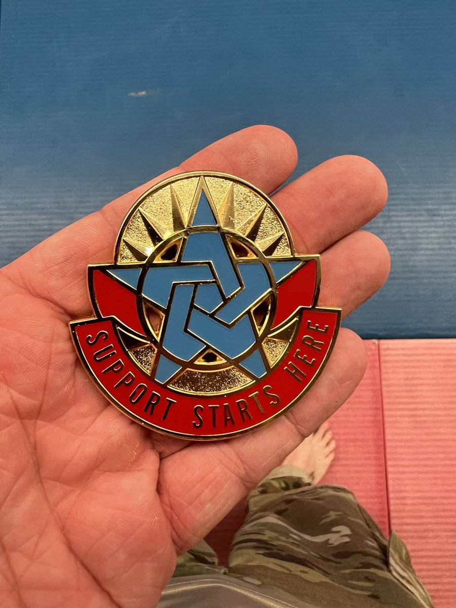 Rebel_Skum_85's tweet image. Thank you @CASCOM_CSM for visiting and observing training today. Your leadership presence is greatly appreciated. @SCoE_CASCOM #Combatives #Army #MACP #FortGreggAdams