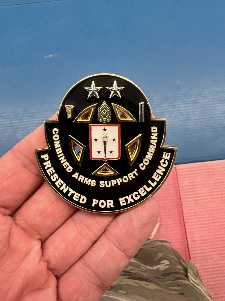 Rebel_Skum_85's tweet image. Thank you @CASCOM_CSM for visiting and observing training today. Your leadership presence is greatly appreciated. @SCoE_CASCOM #Combatives #Army #MACP #FortGreggAdams