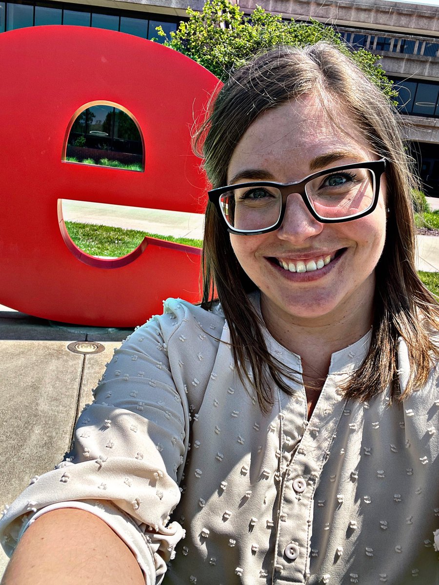 ashleyckd's tweet photo. Public Library Director, Township Trustee, CSBG Advisory Council Member, ILA Committee member, and now… Adjunct Lecturer for the SIUE Social Work Dept.!
Summer Graduate Course: Generalist Practice with Organizations & Communities
#socialworker #macropractice #fullcirclemoment https://t.co/qpKpPlf6vg