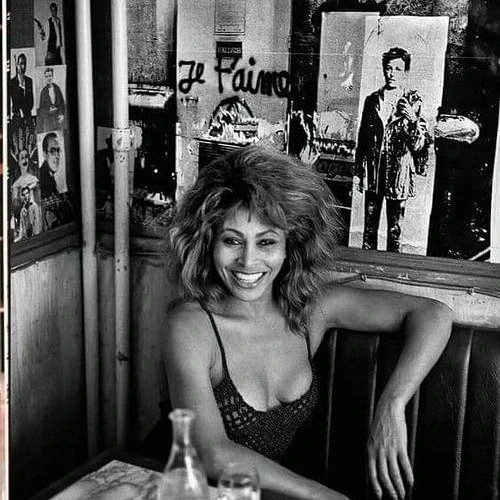 G1ry1's tweet photo. Aww Tinaaa💔
What's not to love about this woman!
An incredible talent,performer, fighter,style icon and soul!
R.I.P❤❤❤❤ https://t.co/mRJWkTGxR3