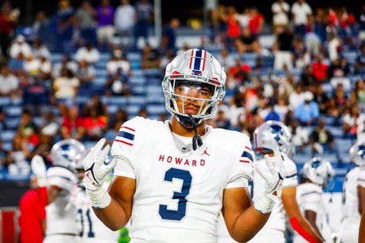 BLESSED to say I have EARNED a D1 Offer from The University Of Howard <a href="/HUBISONFOOTBALL/">HOWARD FOOTBALL</a> <a href="/CoachLA73/">Arthur L.A. Ray</a> <a href="/CoachTSalazar/">Tony Salazar</a>