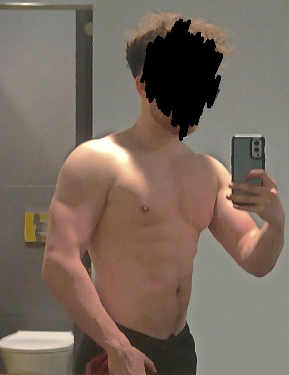 69.3kg - 24/5/23
Started focusing more on areas I've been neglecting.