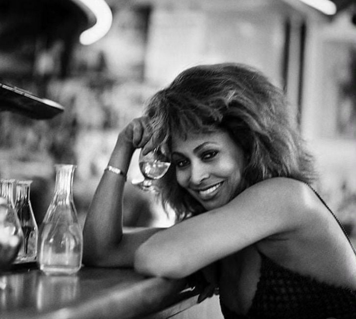 childofolive's tweet photo. RIP, Queen..... @tinaturner https://t.co/8JEvGKPBwQ