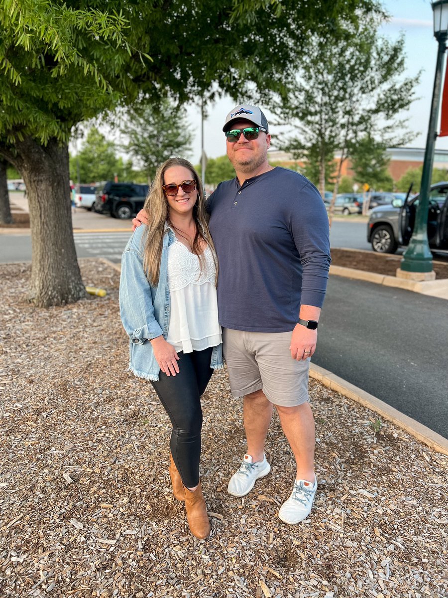 SusanOrck's tweet photo. Happy Birthday to my person @JoeyOrck !  You are the best daddy, husband, and friend.  I’m so thankful that I get to do life with you, and I know you are the center of our kids’ worlds!  I hope you have the best day!  I love you! 🥳🎈#WeAreTheSameAgeAgain https://t.co/fZNP8M8Kbc
