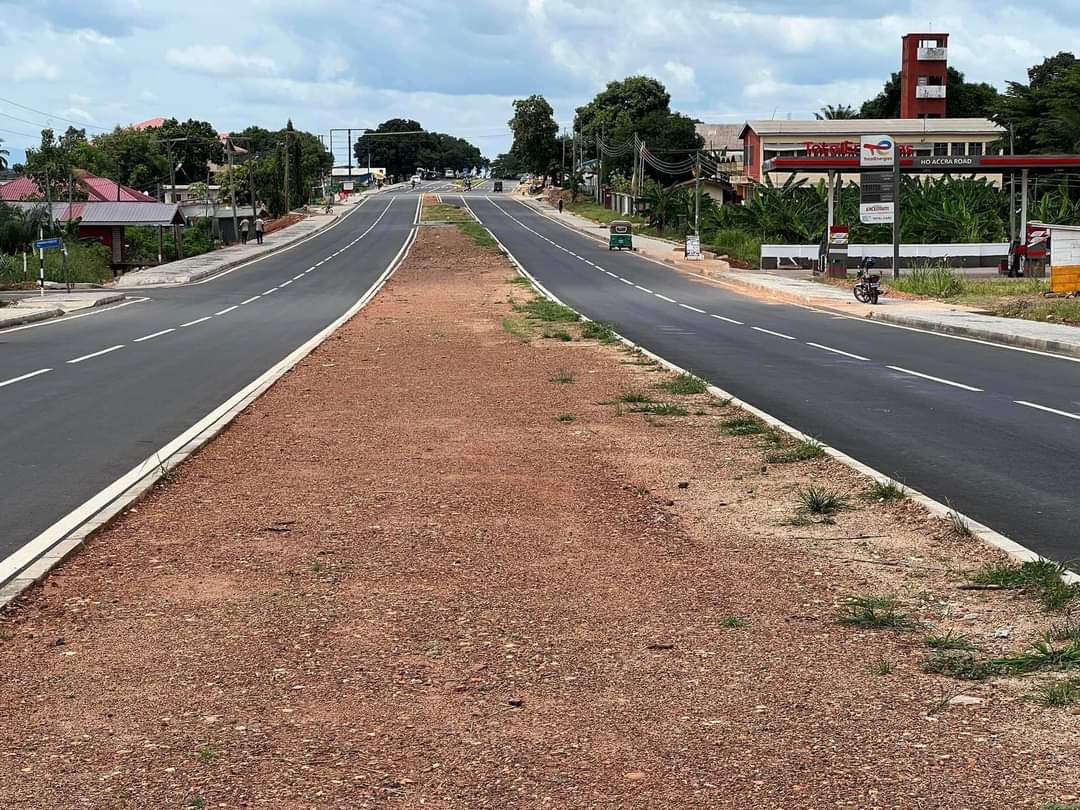 Gen_Buhari_'s tweet photo. VOLTA REGION:
This is the Ho to Accra Road, indeed, Volta Region has experienced unprecedented development under this Nana/Bawumia Government, I remember one Voltarian telling me, they have never had such a development since independence.
#BreakingThe8IsPossible https://t.co/vv8Ur1umJd