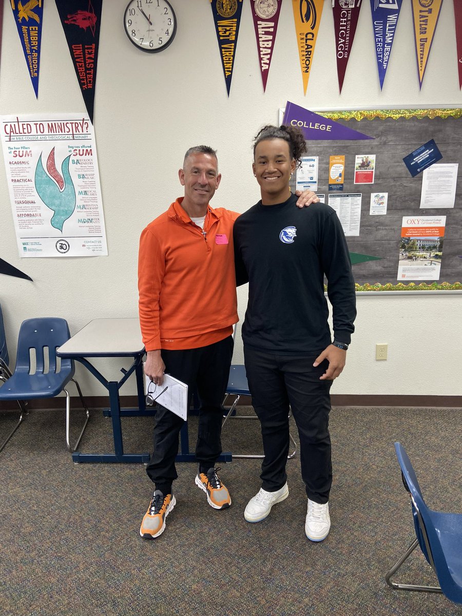 MaxEllison05's tweet photo. After a great talk with @JoeBushman5  I am Blessed to receive an Offer from Lewis &amp; Clark College!!
@CoachPatu @linebackrschool https://t.co/gT8GntQlTI