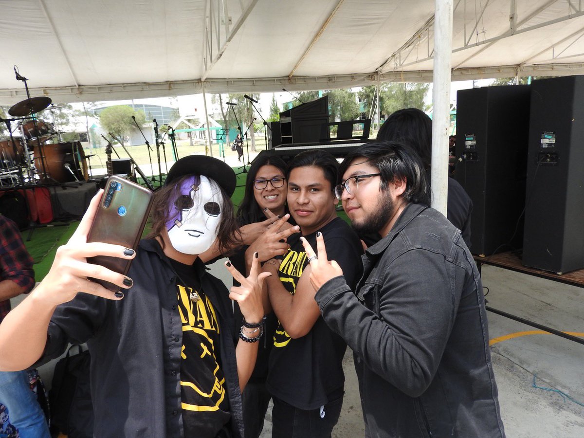 pablobedolla's tweet photo. Agradecemos la participación de nuestras instituciones hermanas @TecJocotitlan y #UNEVE, quienes participan en este evento musical como espacio dirigido a la comunidad estudiantil.
@Edomex
@SeducEdoMex
@DGES_Edomex https://t.co/Otbsq3XL9F