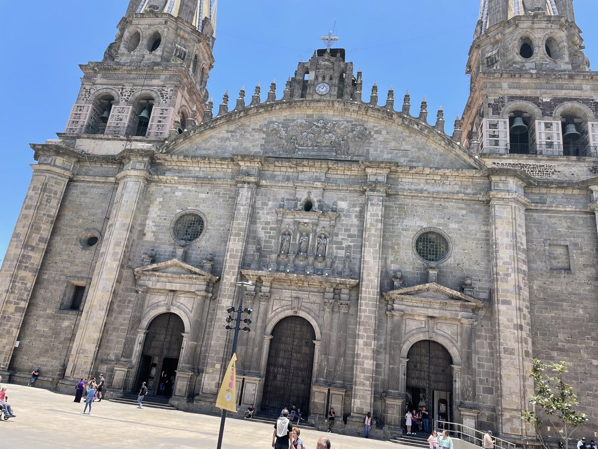 Laura Castañeda (@lauu2b) on Twitter photo 