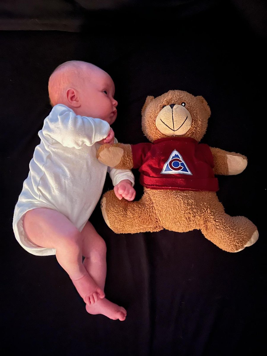 cfulstyauthor's tweet photo. Been measuring our baby girl next to our @Avalanche bear named Gabe. She's growing up so fast. Only a month apart in those pictures. 
#GoAvsGo https://t.co/rzNPcC4Iqs