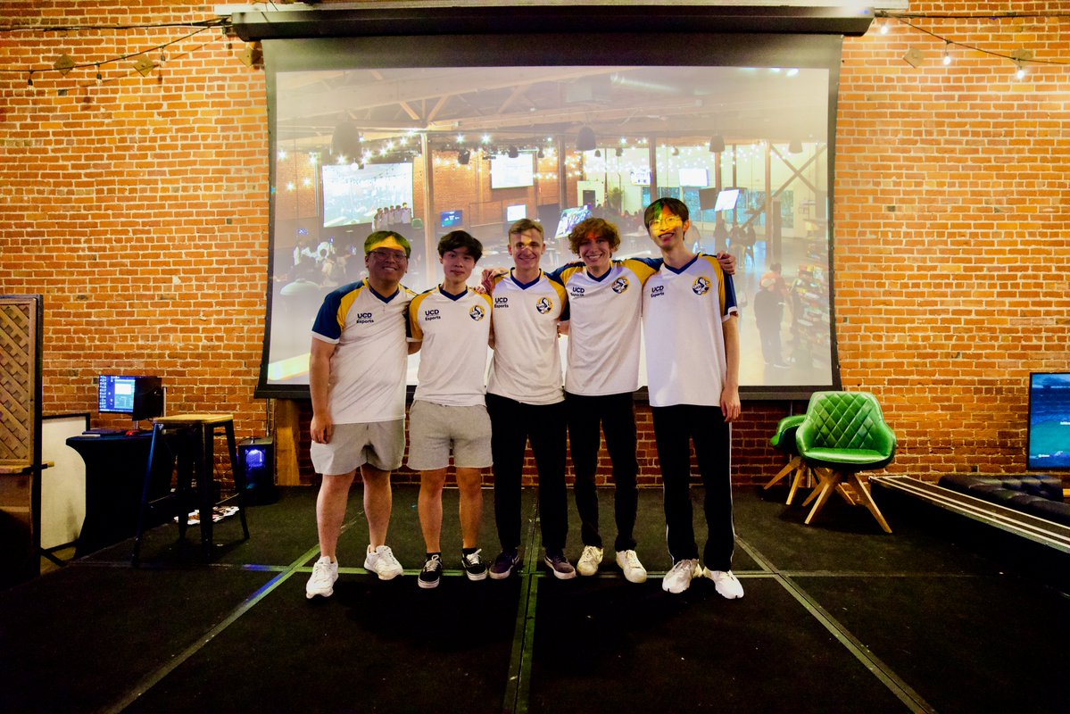 EsportsatUCD's tweet photo. It's been almost a month since VAL Gold returned from @guildhouse as CHAMPIONS in the TSMU x BCEC Finals π
Shoutout to TSM University (@TSMUniversity) and BCEC for hosting!
#UCDFIGHTING #UCDUBS #VALORANT https://t.co/e4PwtZgVpF