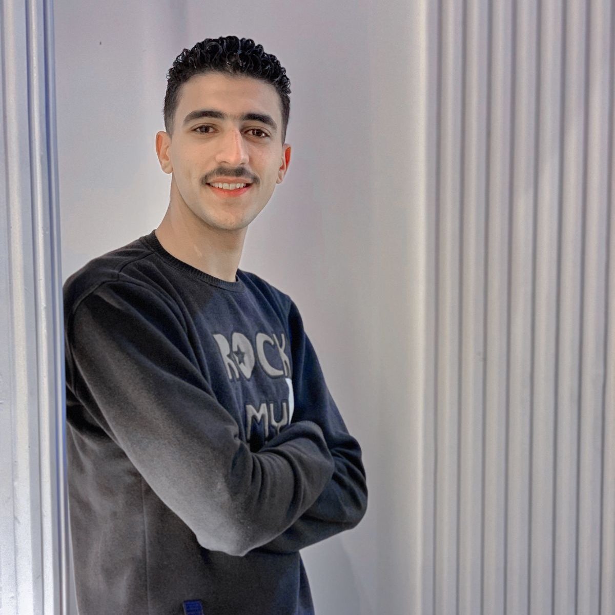 "نحــنُ رغم كلِّ شَــيءٍ أقوَى بكــثــيرٍ مّما تظُـــنّ . .✨🤍