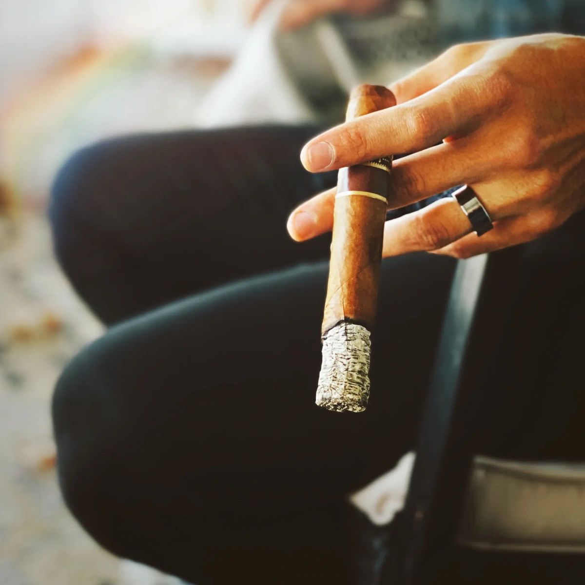 As every connoisseur knows, the right taste, strength, size, tobacco, and price signify a great cigar. Tell us a cigar that's been one of your favorites recently! #IwanRiesAndCo #cigars