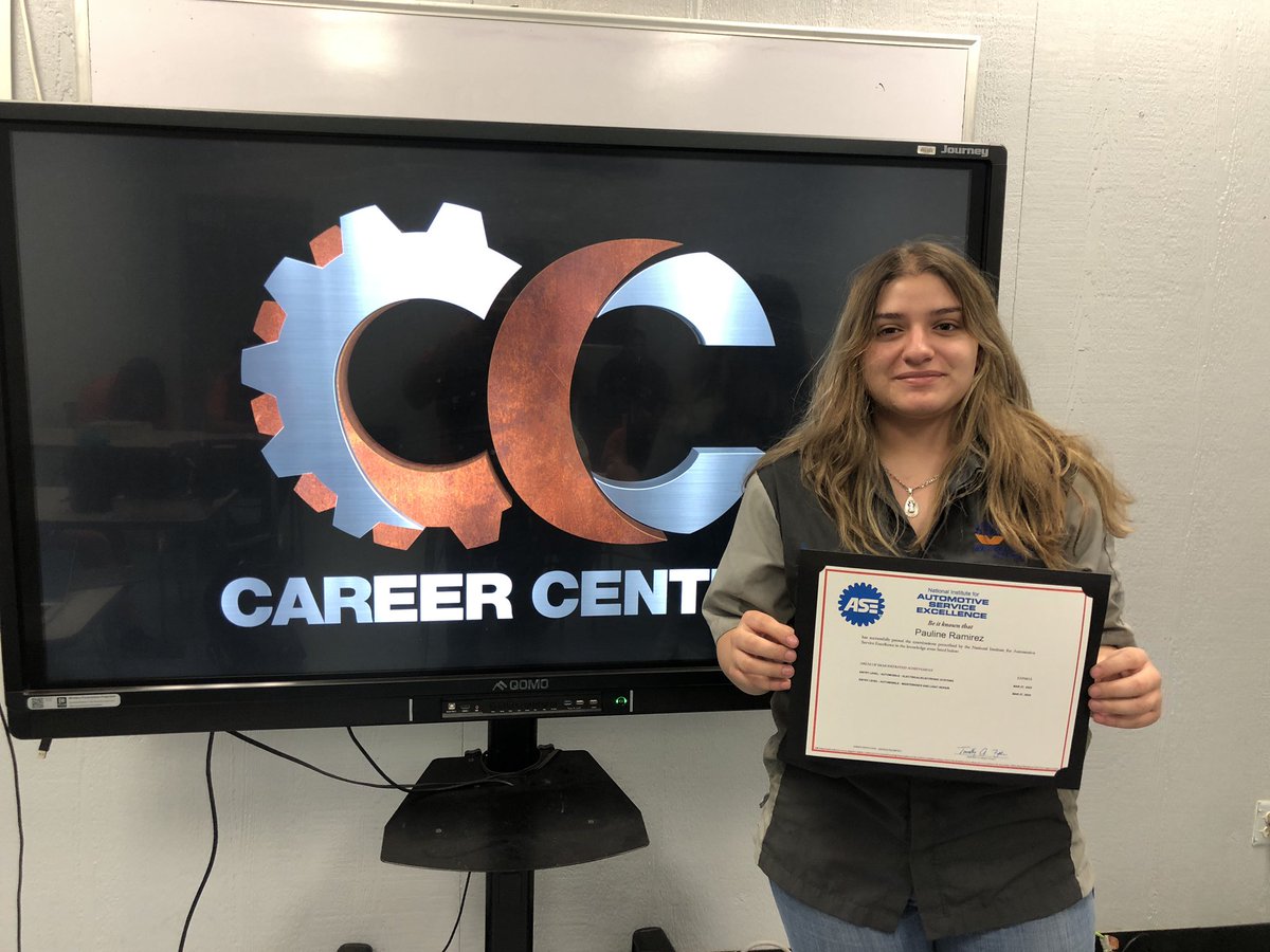 Pauline Ramirez from the #AutomotiveTechnology program @OurCareerCenter @YsletaISDCTE and from @Riverside_YISD @YsletaISD earned 2 #ASE Entry Level Automotive Certifications. Way to go Pauline! @MaribelMguillen @MEstrada_RHS @BrendaChR1 @hmartinez5yisd @BMelendez_RHS #THEdistrict